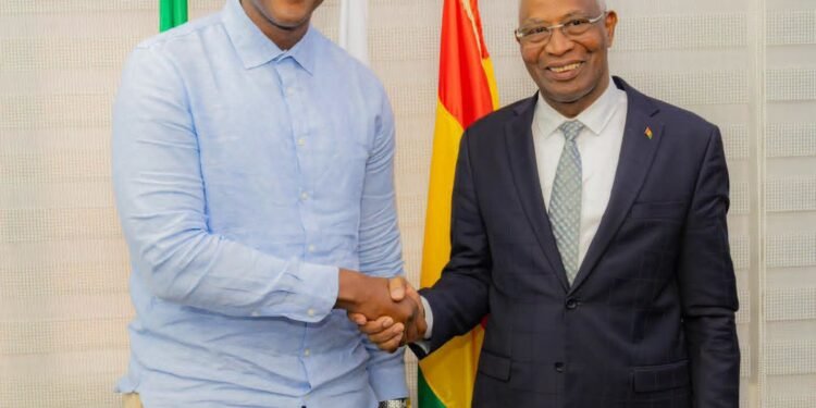 Diaspora guinéenne : Amadou Oury Bah salue l’engagement du député Charles D. Fall