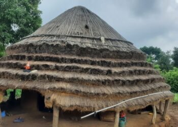 Tougué : un homme poignardé à mort par son épouse à Kensouma