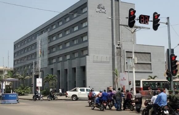 Banque centrale de Guinée : le syndicat dépose un préavis de grève à partir du 10 août (Communiqué)