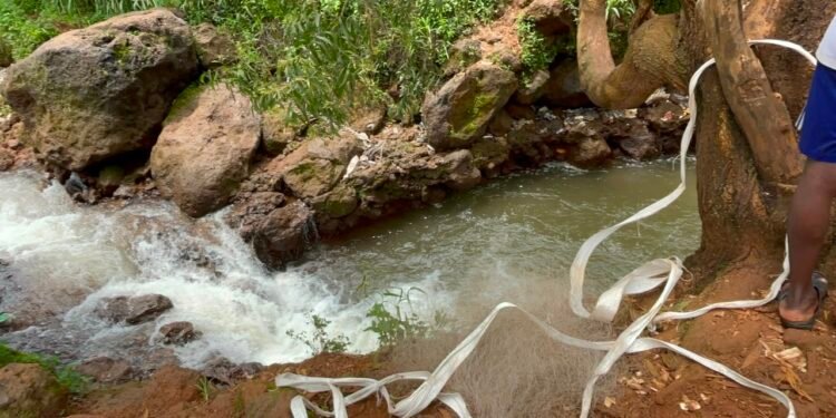 Grand Moulin : Le corps de Mamadou Aliou Diallo, 18 ans, repêché dans un marigot à Kagbelen