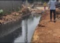 Simabaya Escalier : un fossé à ciel ouvert inquiète les riverains