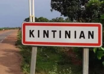Kintinian : La foudre tue deux jeunes de 20 et 25 ans sous la pluie, téléphones en main