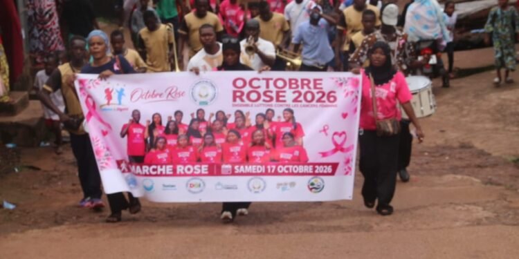 Octobre Rose à Conakry : CEGUIFED et la MAOG saluent la mobilisation de l’Association Enfance et Dignité contre le cancer du sein